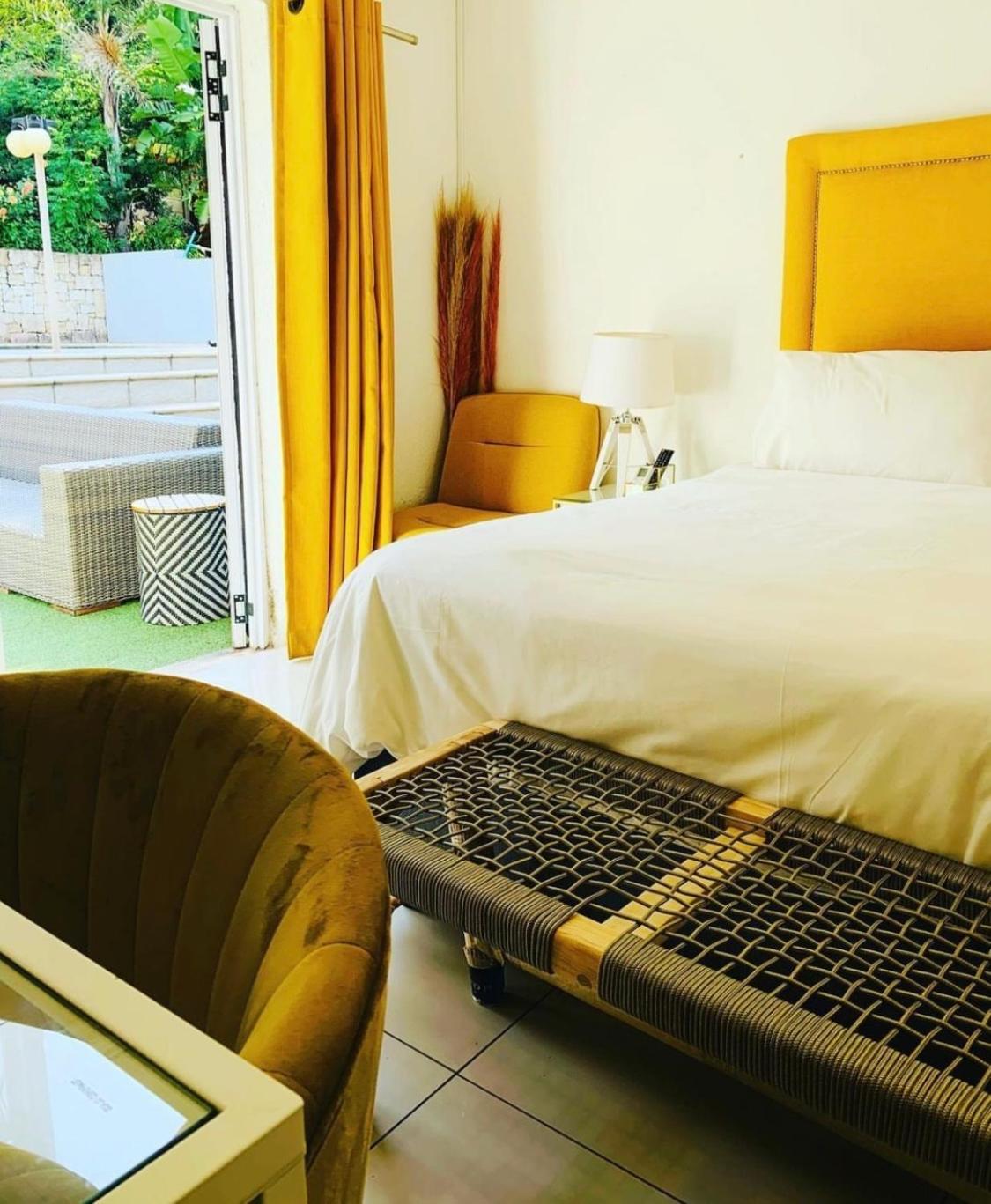 Ouklip Place Hotels Roodepoort Room photo