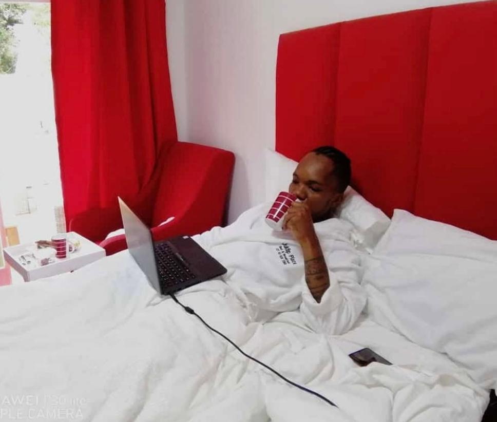 Ouklip Place Hotels Roodepoort Room photo