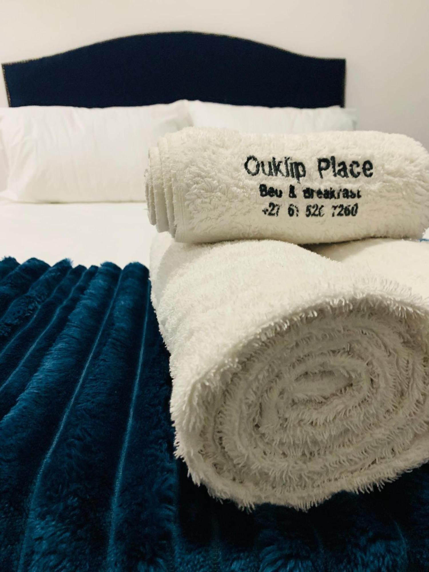 Ouklip Place Hotels Roodepoort Room photo