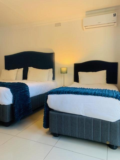 Ouklip Place Hotels Roodepoort Exterior photo